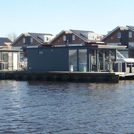 Modern Houseboat With Air Conditioning Located In Marina Uitgeest Luaran gambar