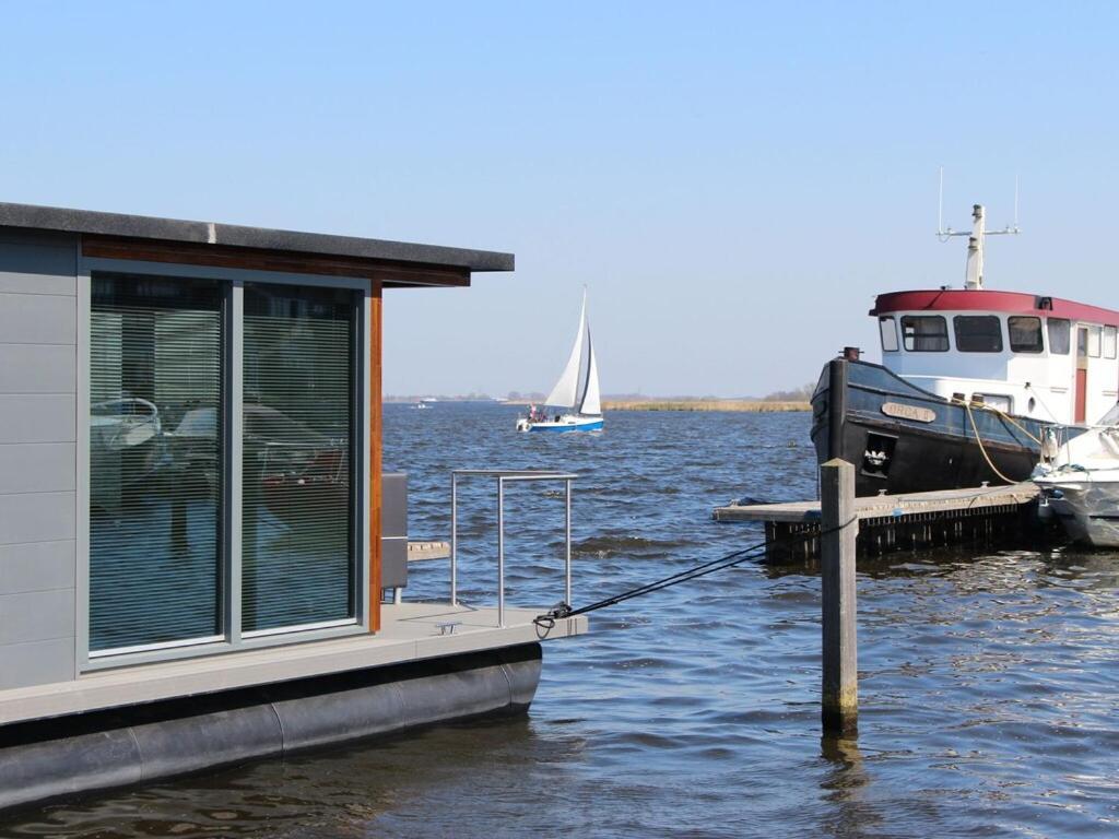 Modern Houseboat With Air Conditioning Located In Marina Uitgeest Luaran gambar